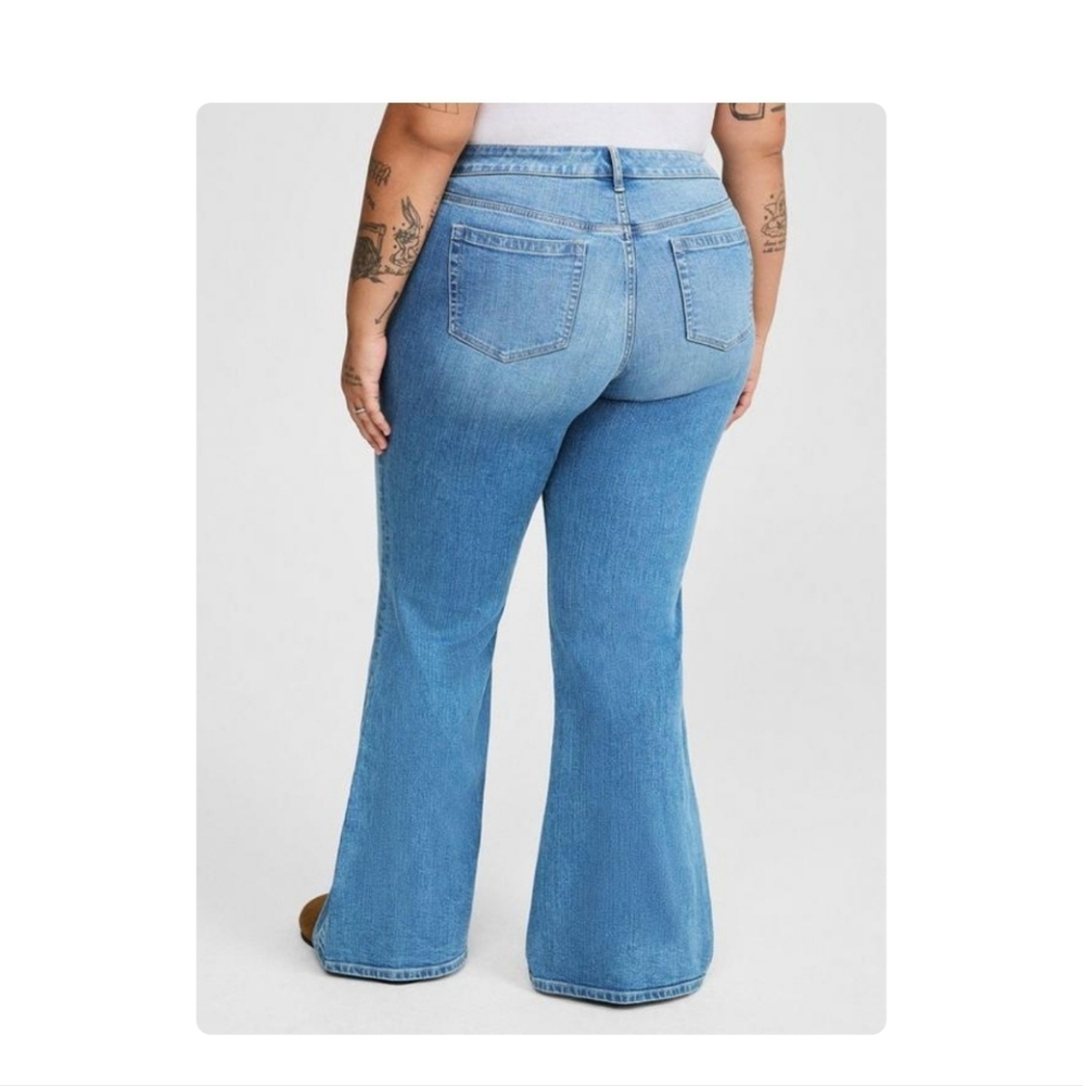 Torrid Perfect Flare Vintage Stretch Mid-Rise Jean Smooth Sailing Size 20 Short - Picture 5 of 17